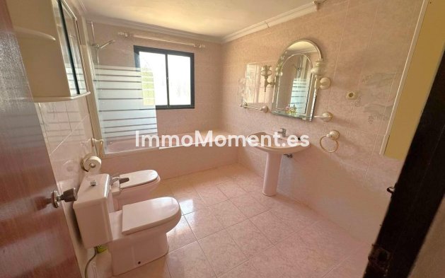 Revente - Maison de campagne - Estepona  - Estepona Centro