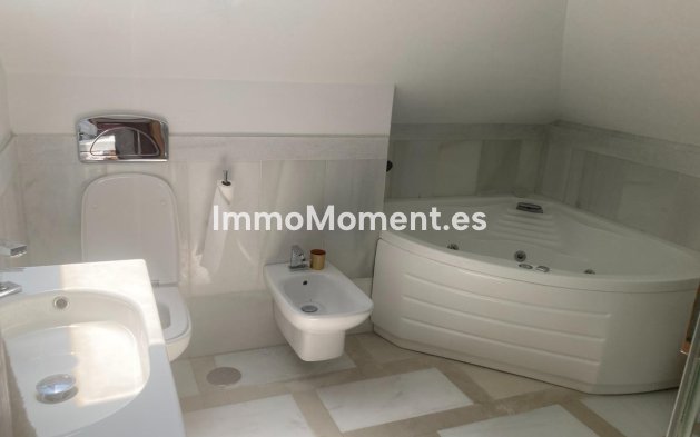 Wiederverkauf - Reihenhaus - Estepona  - Estepona Centro