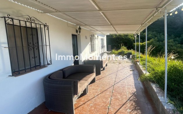 Resale - Country house - Estepona - Estepona Centro