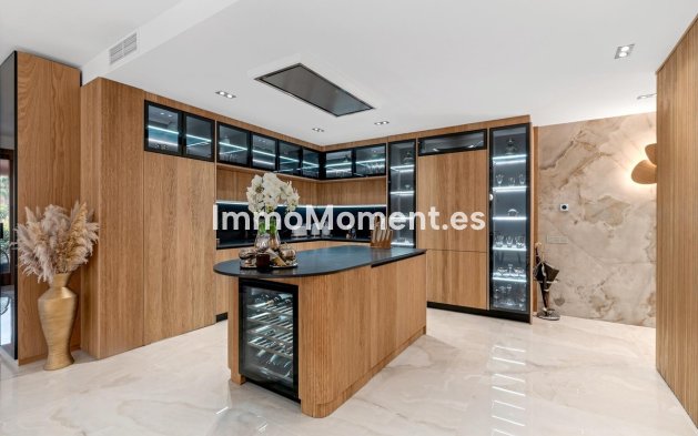 Wiederverkauf - Wohnung - Estepona  - Estepona Centro