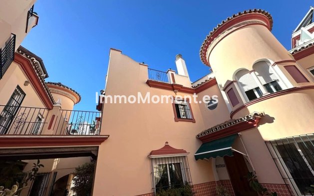 Revente - Maison mitoyenne - Estepona  - Estepona Centro