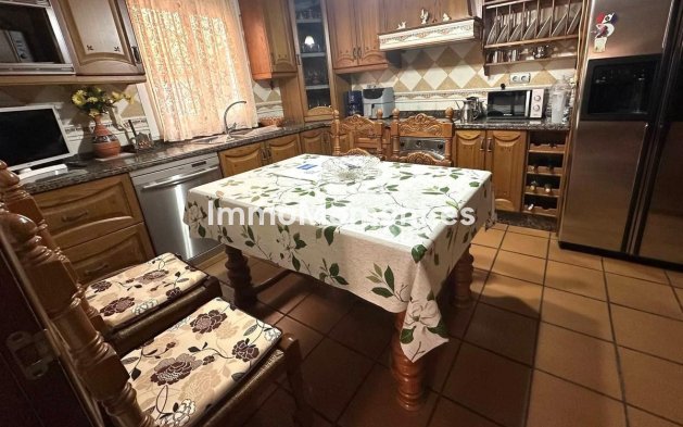 Revente - Maison mitoyenne - Estepona  - Estepona Centro