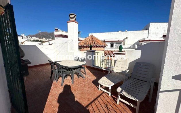 Revente - Maison mitoyenne - Estepona  - Estepona Centro