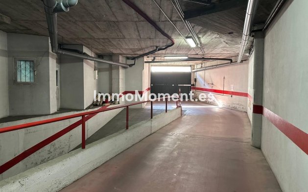 Revente - Maison mitoyenne - Estepona  - Estepona Centro