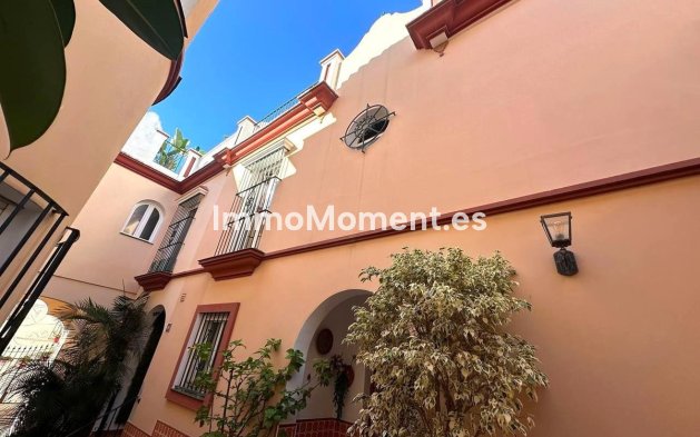 Revente - Maison mitoyenne - Estepona  - Estepona Centro