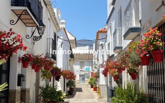 Reventa - Apartamento - Estepona  - Estepona Centro