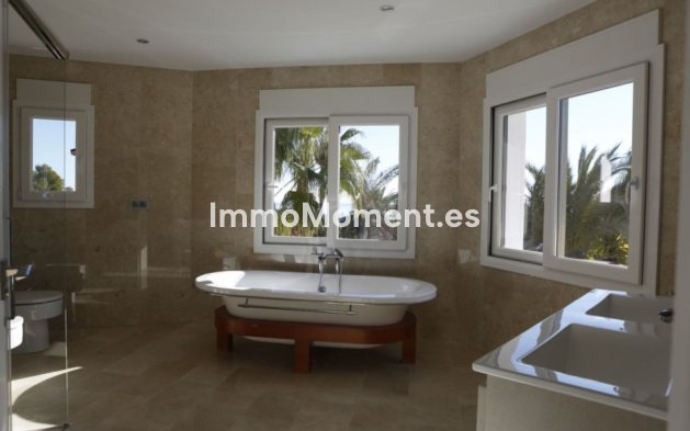 Resale - Villa - Benissa - Benissa Centro