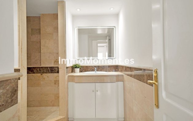 Revente - Appartement - Marbella - Elviria