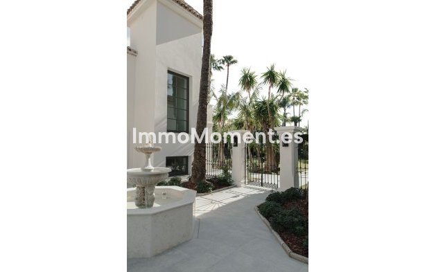 Resale - Detached villa - Marbella - Nueva Andalucía