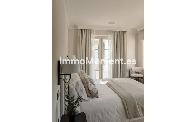 Resale - Detached villa - Marbella - Nueva Andalucía