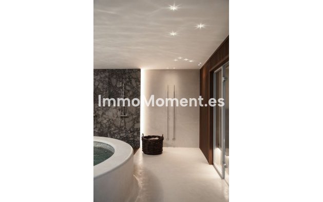 Resale - Detached villa - Marbella - Nueva Andalucía