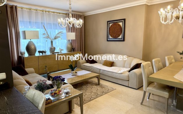 Resale - Apartment - Benahavís - Benahavís Centro
