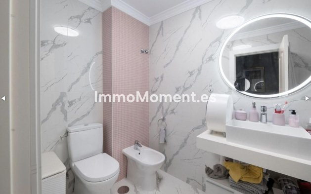 Resale - Apartment - Benahavís - Benahavís Centro