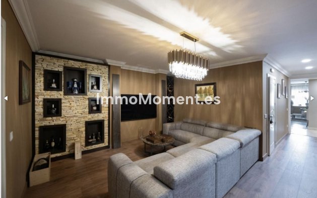 Resale - Apartment - Benahavís - Benahavís Centro