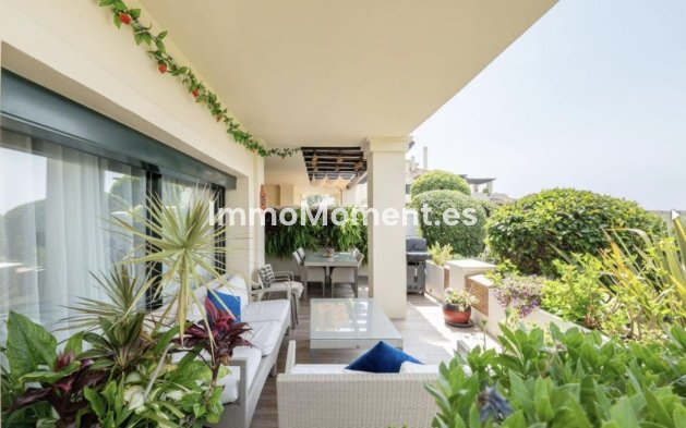 Resale - Apartment - Benahavís - Benahavís Centro