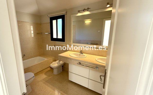 Bestaande woning - Appartement - Benahavís - Benahavís Centro