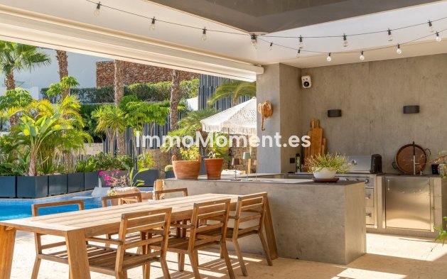 Resale - Villa - Benissa - Benissa Coast