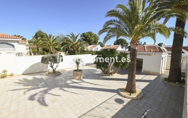 Wiederverkauf - Villa - La Nucía - La Nucia Centro