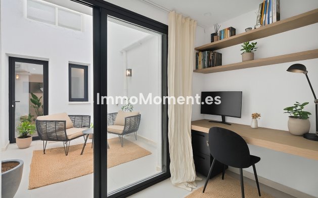 Wiederverkauf - Wohnung - Estepona  - Estepona Centro