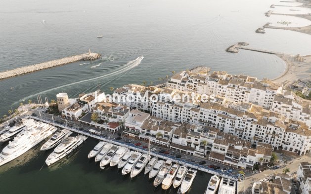 Wiederverkauf - Wohnung - Marbella - Puerto Banús