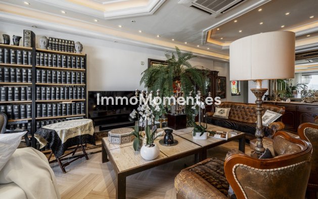 Wiederverkauf - Wohnung - Marbella - Puerto Banús