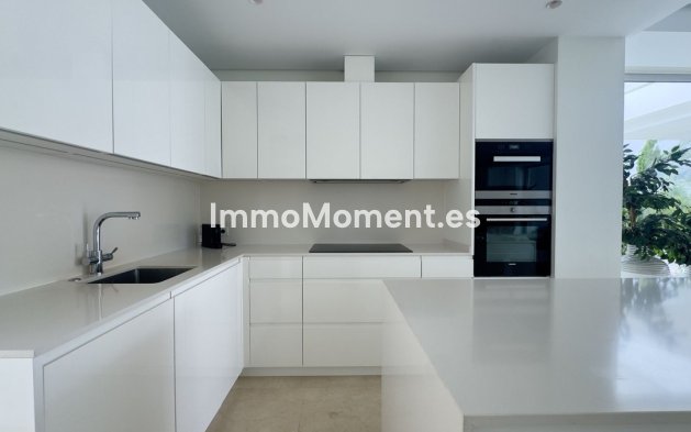 Revente - Villa - Marbella - Río Real