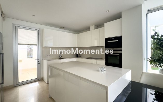 Revente - Villa - Marbella - Río Real