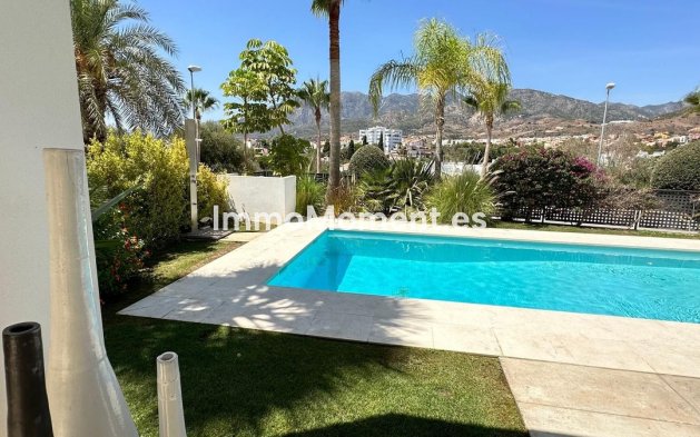 Revente - Villa - Marbella - Río Real