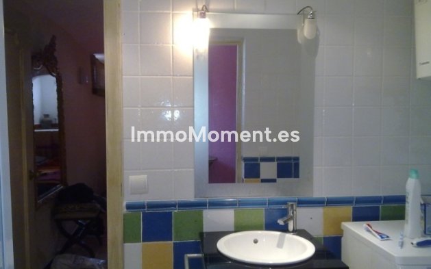 Resale - Villa - Marbella - Nueva Andalucía