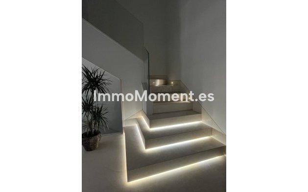 Resale - Villa - Marbella - Marbella Centro