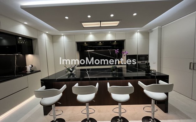 Resale - Villa - Marbella - Marbella Centro