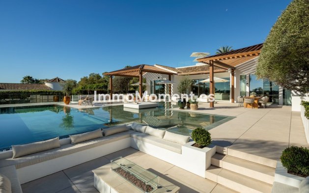 Wiederverkauf - Villa - Marbella - Nueva Andalucía