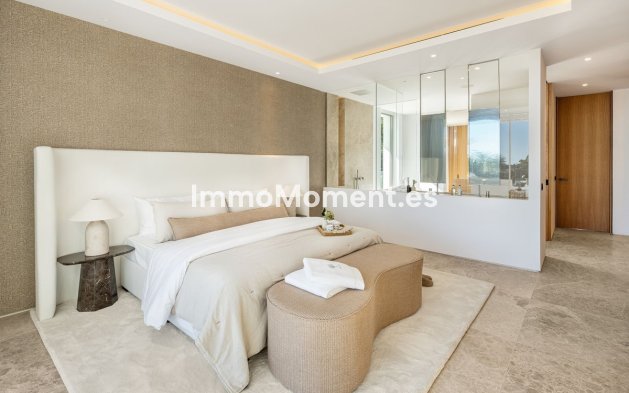 Wiederverkauf - Villa - Marbella - Nueva Andalucía