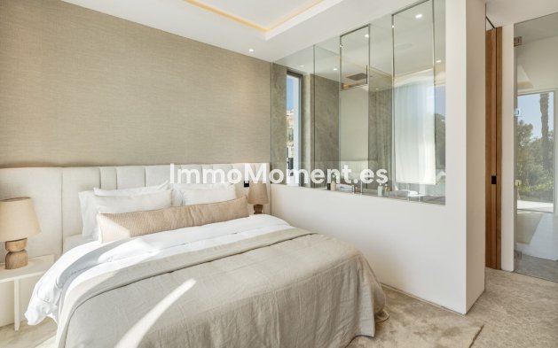 Wiederverkauf - Villa - Marbella - Nueva Andalucía