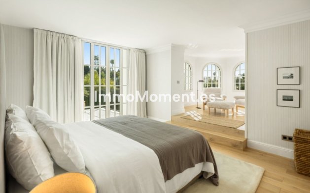 Wiederverkauf - Villa - Marbella - Nueva Andalucía