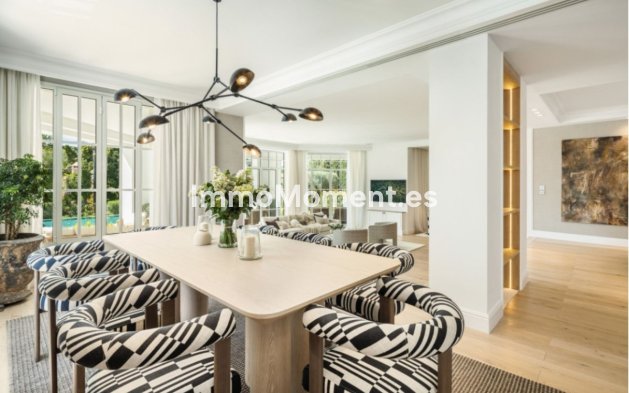 Wiederverkauf - Villa - Marbella - Nueva Andalucía