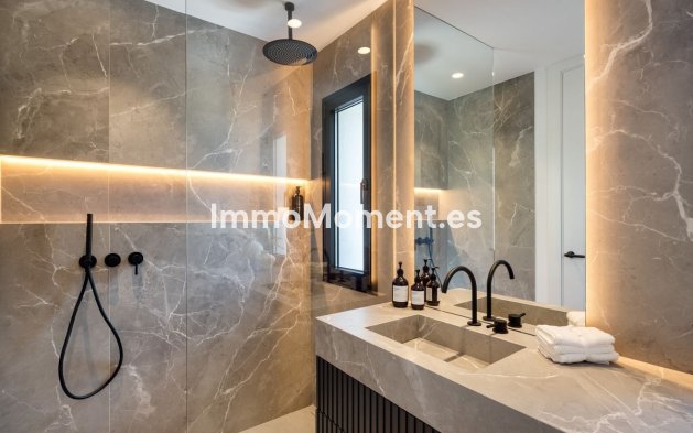 Resale - Villa - Benahavís - Los Arqueros