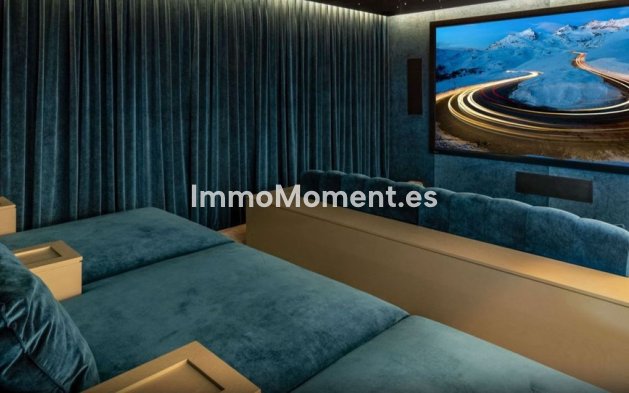 Reventa - Villa - Marbella - Marbella Centro