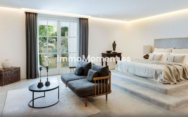 Reventa - Villa - Marbella - Marbella Centro