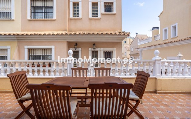 Resale - Villa - Guardamar del Segura - Guardamar del Segura Centro