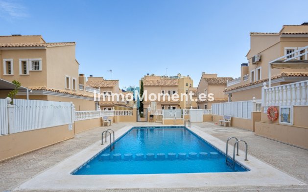 Resale - Villa - Guardamar del Segura - Guardamar del Segura Centro