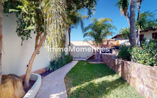 Wiederverkauf - Villa -   Inländisch - Alora