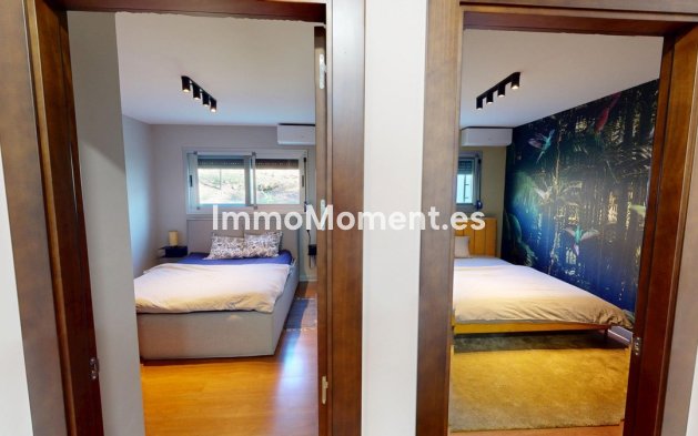 Wiederverkauf - Villa -   Inländisch - Alora