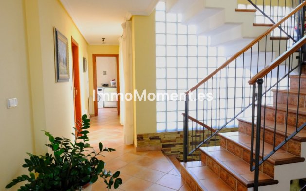 Resale - Villa - Orihuela - Orihuela Centro