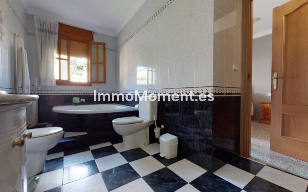 Reventa - Villa - Sax - Sax Centro