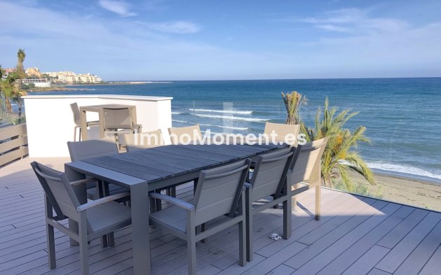 Bestaande woning - Geschakelde woning - Estepona  - Estepona Centro