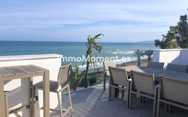 Bestaande woning - Geschakelde woning - Estepona  - Estepona Centro