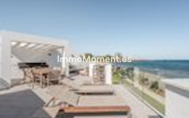 Bestaande woning - Geschakelde woning - Estepona  - Estepona Centro