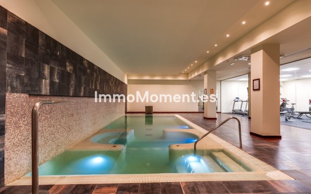 Bestaande woning - Appartement - Estepona  - Atalaya