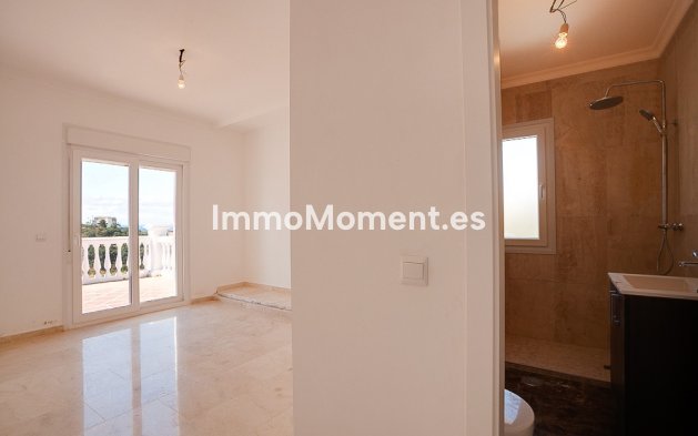 Bestaande woning - Villa - Estepona  - Estepona Centro